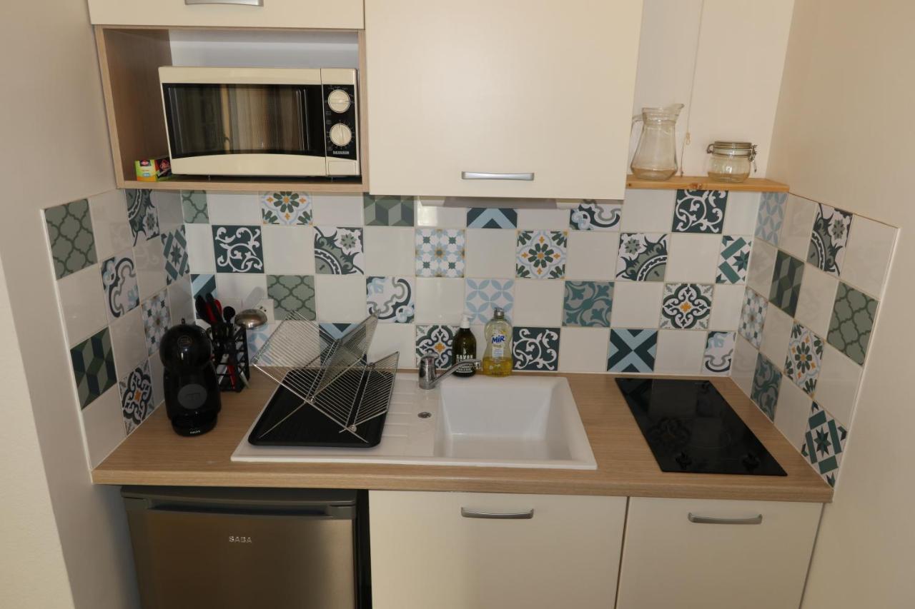 Charmant 2 Pieces Proche D Honfleur, Piscine En Saison, Parking Gratuit, Wifi Equemauville Exterior photo