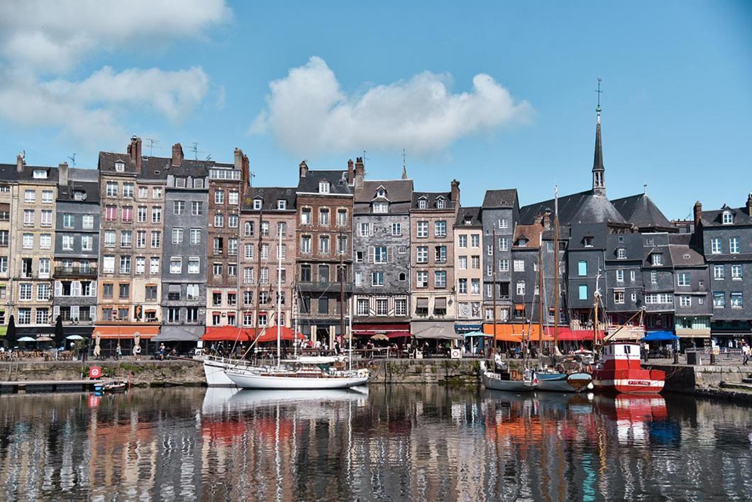 Charmant 2 Pieces Proche D Honfleur, Piscine En Saison, Parking Gratuit, Wifi Equemauville Exterior photo